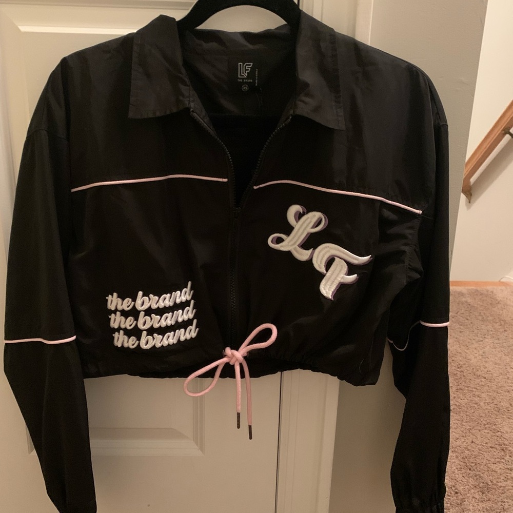 LF The Brand jogger set, brand new with tags. Top is xs, bottom is small.